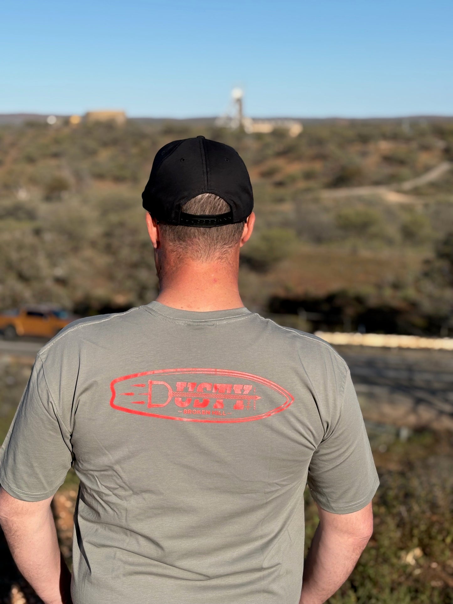 Dusty Men's Tee OG-Granite