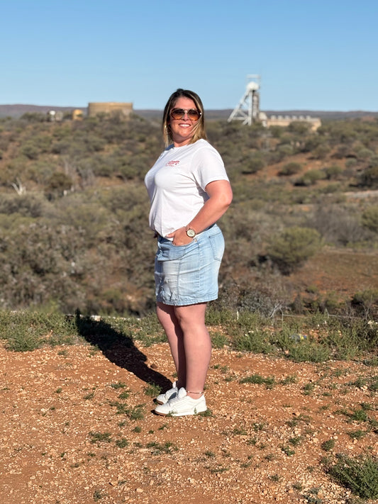 Dusty Women's Tee OG-White